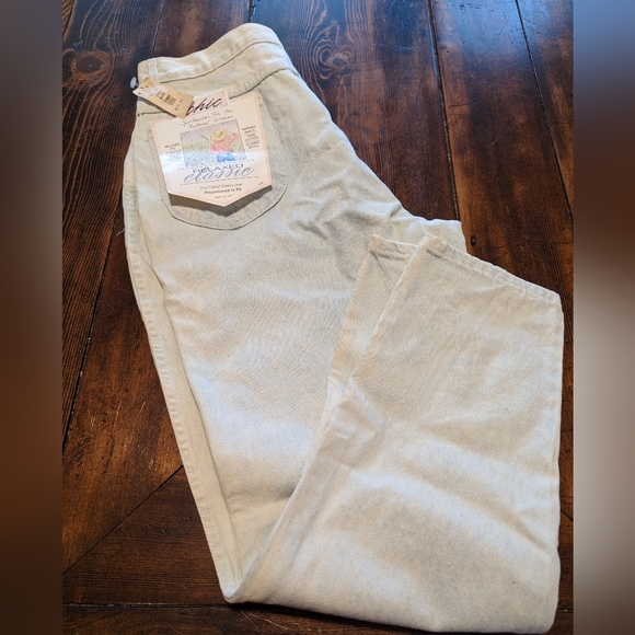 Vintage Chic Relaxed Classic Jeans, Size 20, NWT - Picture 3 of 11